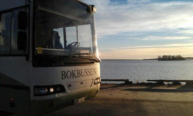 Bokbussen Bokbussen har 80 hållplatser runt om i kommunen, vilka besöks regelbundet på 17 olika turer.