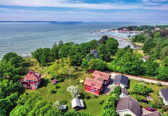 STORA RÖR DRÖMBOENDET VID HAVET I STORA RÖR Längtar du efter att vakna till ljudet av havet?