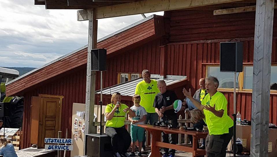 Ett annat initiativ är att jobba för att mer lokal mat ska serveras vid större event.