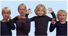 Baksidan Notiser Teckenskatten Teckenskatten är en app för Ipad med teckenspråk för barn. På ett lekfullt sätt får barn möjligheten att utforska teckenspråket som är många döva barns modersmål.