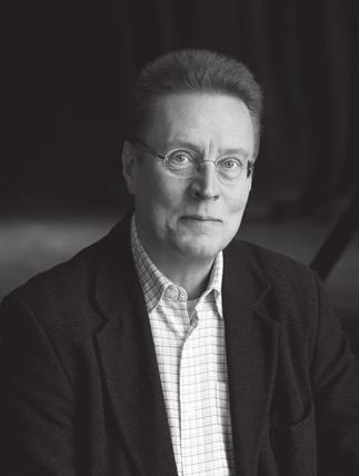Människor och Tro. Mellan 2003 och 2009 var han bibliotekschef i Jönköpings kommun. Sedan 2015 är Erik ordförande i föreningen Biosfärområde Östra Vätterbranterna.