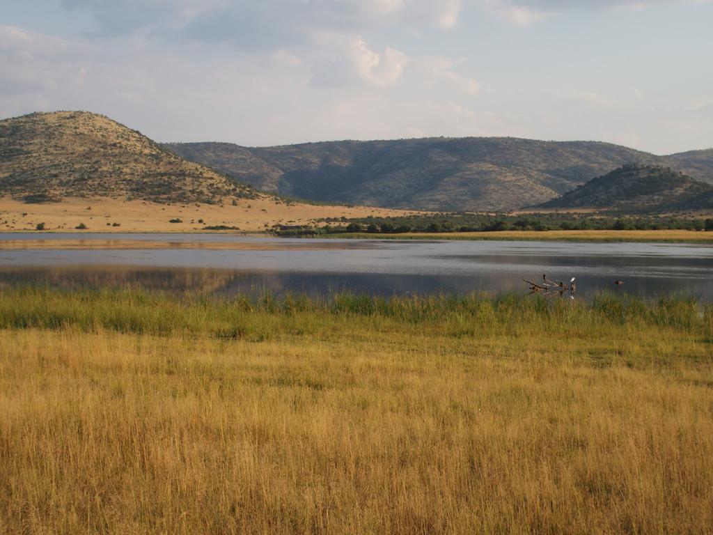 5 Avresa efter frukost till grottorna i Sterkfontein som också brukar kallas för Cradle of Humankind.