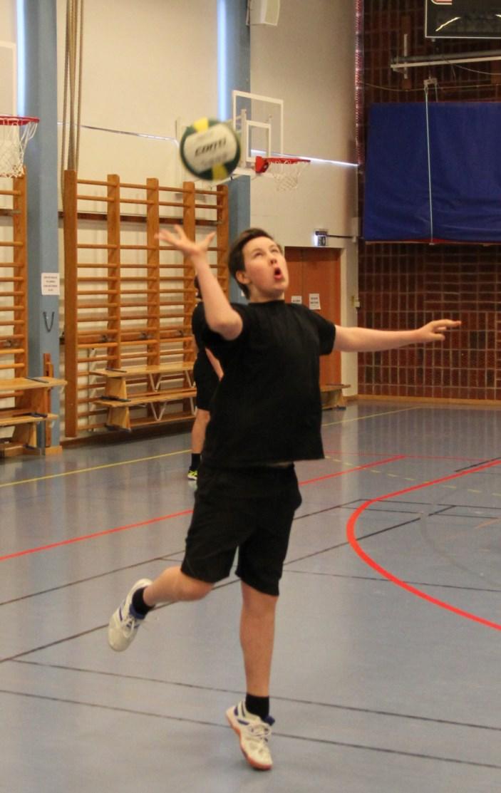 Sida 5 Volleybollturneringarna Den senaste veckan har