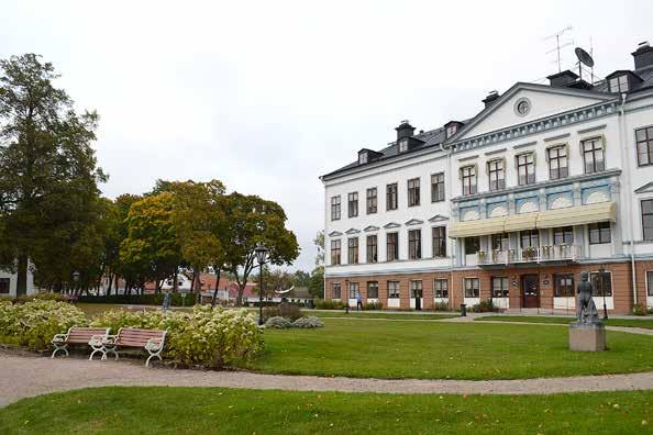 STUDIEAKTUELLT HÖSTEN 2017 17 PRO:s folkhögskola PRO:s folkhögskola Gysinge med filial i Solna är världens enda folkhögskola med pensionärer som profilgrupp.