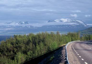 En hållbar utveckling bygger på insikten att naturen har ett skyddsvärde och att människans rätt att