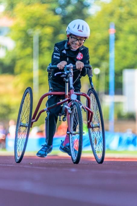 Huddinge AIS kommer också att informera om sin klubb och hur de kommer att starta med racerunning. Prova på: kl 14.00-15.00 Fika: kl. 15.