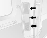 174 Bilvård Säkringscentral, lastrum Combi Buss Placerad bakom klädselpanelen på höger sida av lastrummet,