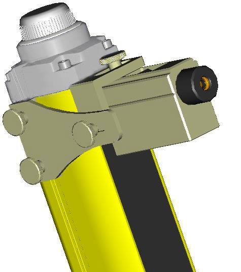 För längre avstånd kan Orion-laserpekaren (tillbehör) fästas på den aktiva eller passiva enheten för att förbättra inriktningen (se Bild 26). Bild 26 Orion-laserpekare 6.