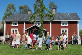 Du följer våra två åar mot jordbrukslandskap och vildmark med möjlighet till friluftsliv, utsikter, upplevelser och stillhet.