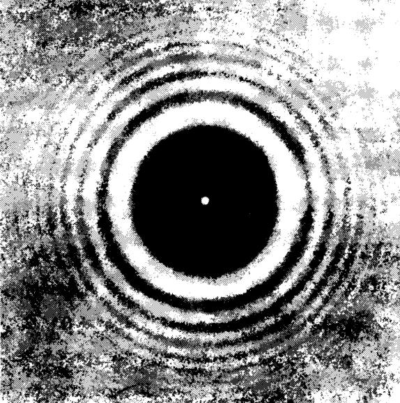 Spatial upplösningsförmåga av optiska instrument Diffraktion från en svart rund skiva Lord Rayleigh (1842-1919) baserar sin definition för ett instruments upplösningsförmåga på denna formel: sin"