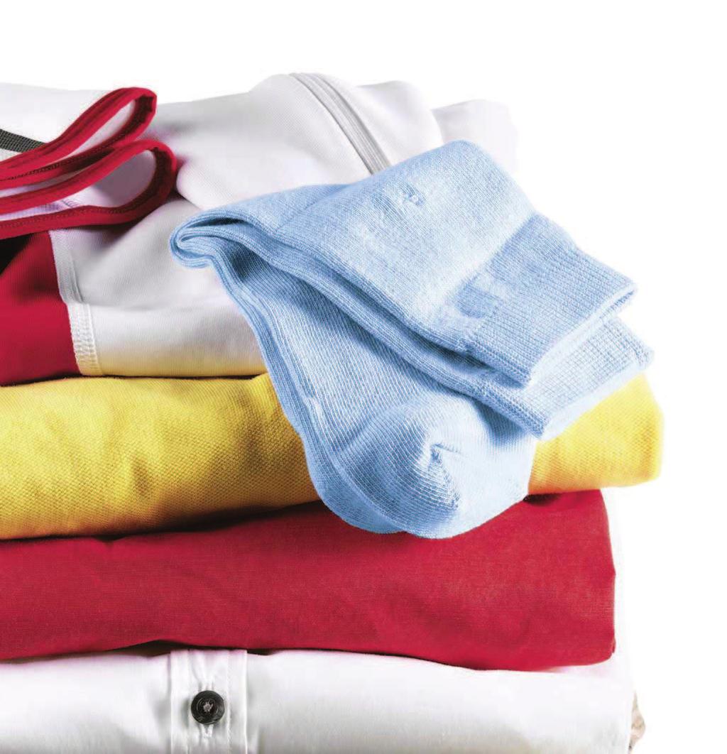 Tvättgods som har förbehandlats med rengöringsmedel som innehåller lösningsmedel, som t.ex. fläckborttagare /tvättbensin, kan orsaka explosion om det läggs i maskinen.