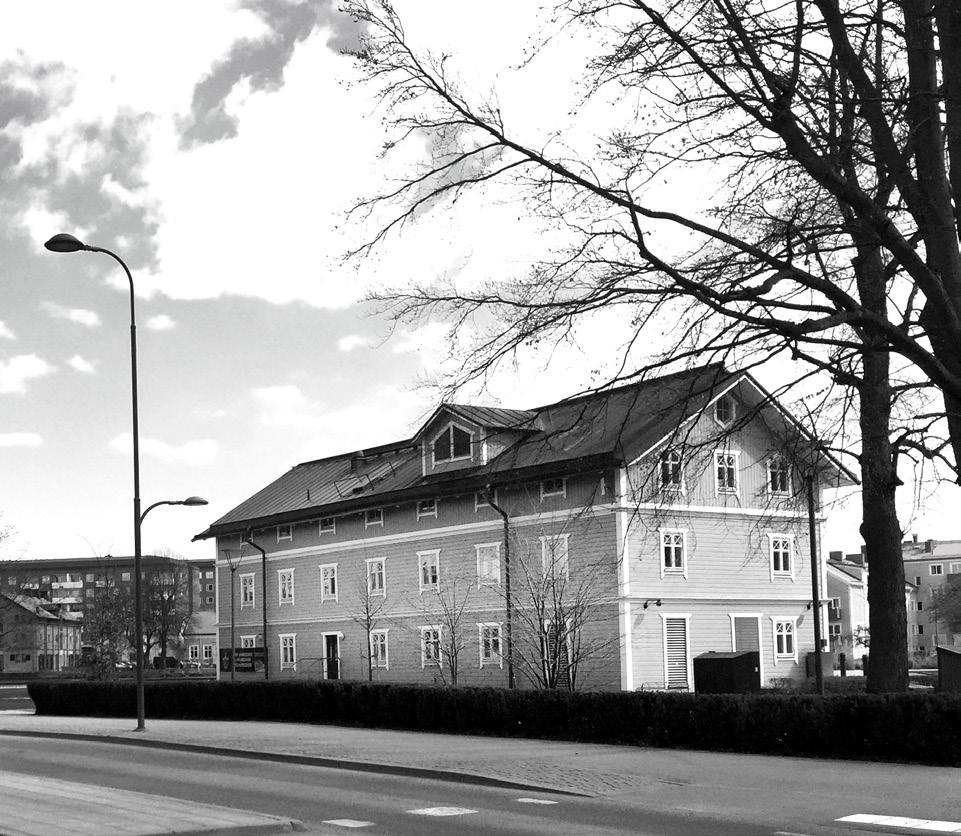 Härbärget matlaget Härbärget erbjuder åtta platser för män och två platser för kvinnor. Under 2016 hade härbärget 93 unika nattgäster, varav 18 kvinnor och 75 män.