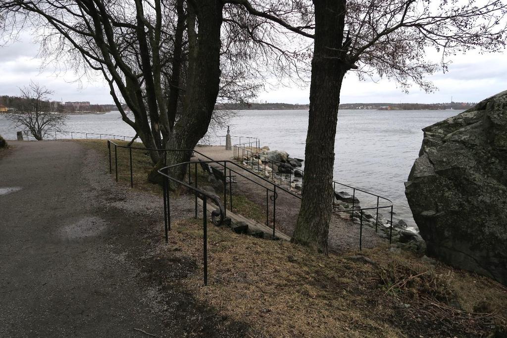 Undersökningar i Stockholms skärgård 2016 bidra negativt till innerskärgårdens vatten vid exempelvis höstomblandningen, då näring från bottenvattnet kan tränga upp till ytan och bidra till kraftiga