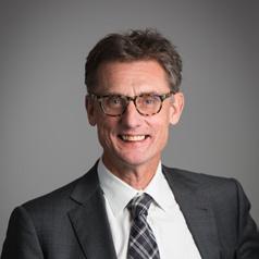 KONCERNLEDNING Fredrik Dalborg Född 1972. Fredrik Dalborg påbörjade sin anställning och tillträdde Fredrik Alpsten Fredrik Alpsten är finansdirektör och anställd i Boule sedan 2011.
