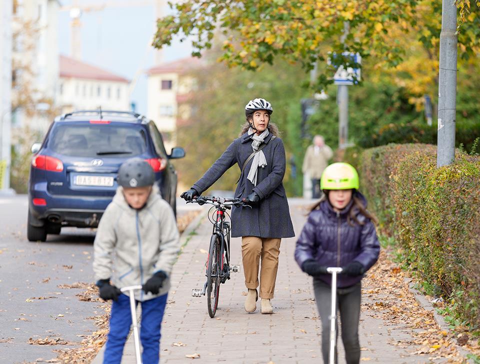 Resursfördelning I budgeten fördelas pengar till stadsdelsnämnderna genom ett system som beslutats av kommunfullmäktige.