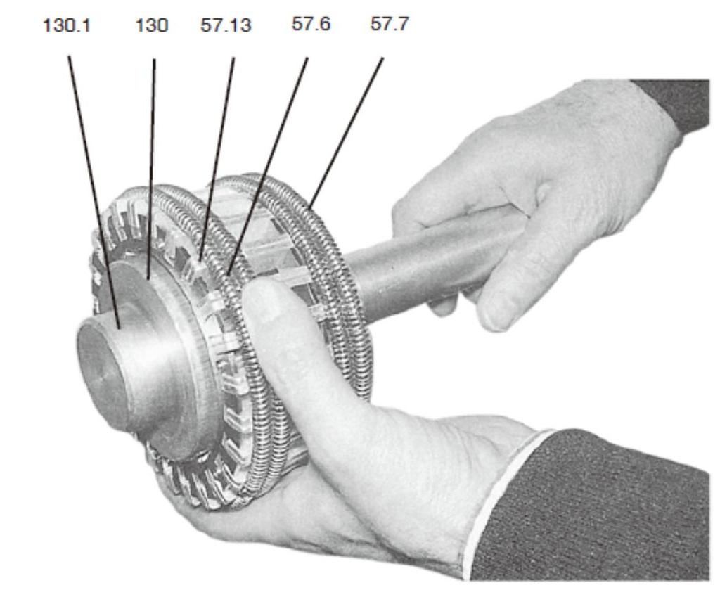 höger: bakifrån 57.3 Kontaktsystem, 1 600 A 127 Axel, 1 600 A 127.