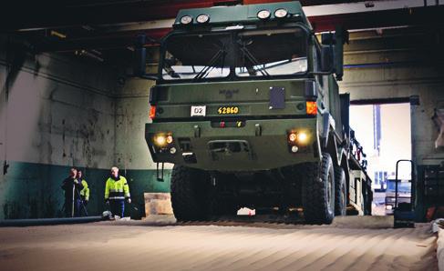 UNDER 2016 TECKNADE SAMHALL OCH FÖRSVARETS MATERIELVERK (FMV) ETT FYRAÅRSAVTAL OM SERVICE MANAGEMENT.