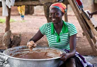 Övriga 82 % u RSPO-certifierad palmolja t 18 % Nästan 2 miljarder sheaträd växer vilt på savannen i 21 afrikanska länder från Senegal till Sydsudan.