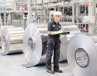 SANDVIK MATERIALS TECHNOLOGY FORTSATT UTMANANDE MARKNADSFÖRHÅLLANDEN KOSTNADSBESPARANDE ÅTGÄRDER PÅGÅR RÖRELSEKAPITALET PÅ HISTORISKT LÅG NIVÅ TILLVÄXT KV4 ORDER- INGÅNG FAKTURE- RING Pris/volym, %