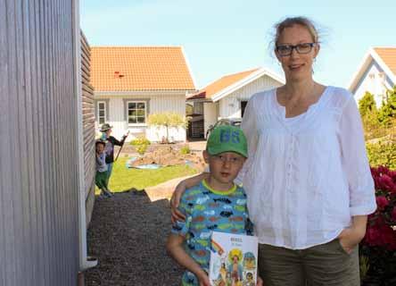 Linda Nordholm bor i utkanten av Nödinge. Hon sitter i både kyrkofullmäktige och kyrkorådet i Nödinge församling.