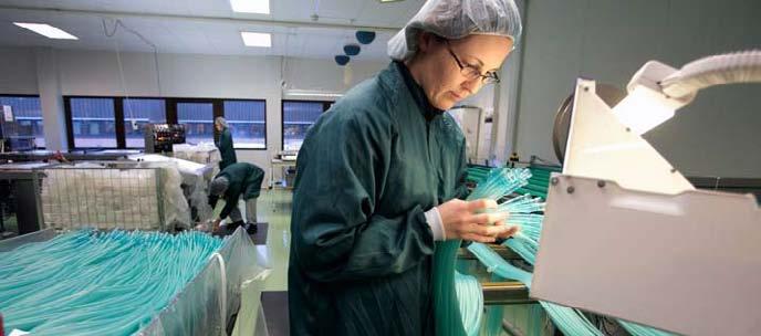 26 Nolato Medical och stora tillverkningsvolymer. I princip samtliga företag i Skandinavien inom denna nisch är kunder idag, bl.a. Astra Tech, AstraZeneca, Coloplast, Hemocue, Novo Nordisk, Pfizer, Phadia, Radi Medical Systems och S:t Jude Medical.