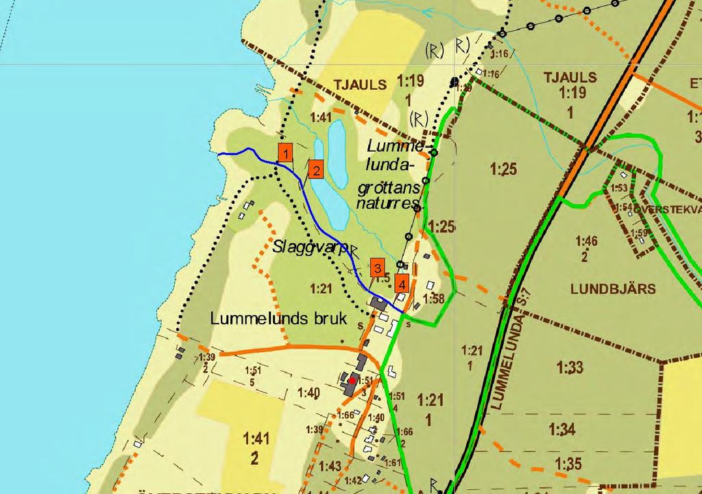 Lummelundaån Lummelundaån Avrinningsområde: Lummelundaån 118/117 Terrängkartan: 07J0a Koordinater: 640483 165459 Inventeringsdatum: 9-10 sept 2004 Inventerad sträcka: 385 meter Medelbredd: 4,3 meter