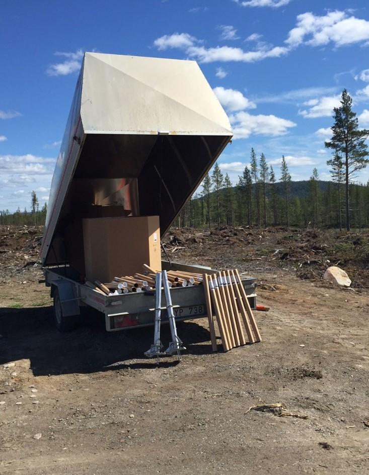 Förenklad logistik och hantering Enkel och säker transport och hantering Du får med dig flera hundra tusen SeedPAD på ett vanligt släp och