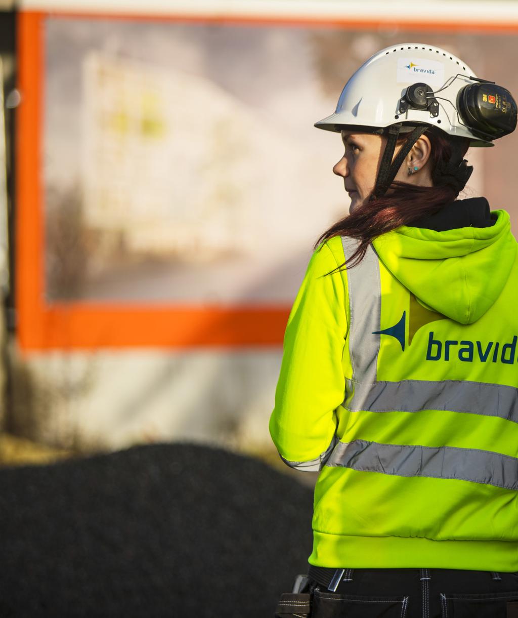 KVARTALSRAPPORT april juni APRIL JUNI JANUARI JUNI Nettoomsättningen ökade med 14 % och uppgick till 4 325 (3 8) MSEK Organiska tillväxten uppgick till () % Orderstocken ökade med 32 % och uppgick