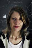 Nathalie delar med sig av sina erfarenheter och jobbar för att ta bort tabun kring beroende och psykisk ohälsa. Arr: Trygga hjältar och Kultur & fritid/stadsbiblioteket Måndag 23/10 kl. 18.