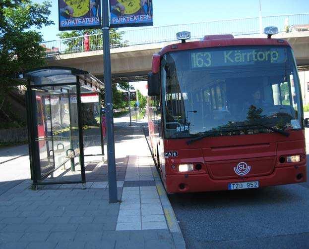 NULÄGESBESKRIVNING Inkom till Stockholms stadsbyggnadskontor - 2014-10-29, Dnr 2012-10147 Kollektivtraik Tunnelbana Analysområdet kollektivtraikförsörjs huvudsakligen via tunnelbanelinjerna 17