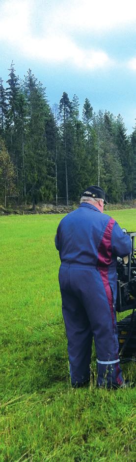 Anvandning av grundvatten som hushållsvatten Grundvatten är vatten som finns i marken och berggrunden, och som bildas av att regnvatten filtreras genom jordlagren.