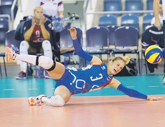 Zverenkyne Mareka Rojka začali výborne, v prvom sete vo varšavskej hale Torvar hrali ako z veľkej knihy. Češkám odskočili na 6:3 a svoj náskok stále zvelaďovali (15:10, 19:13).