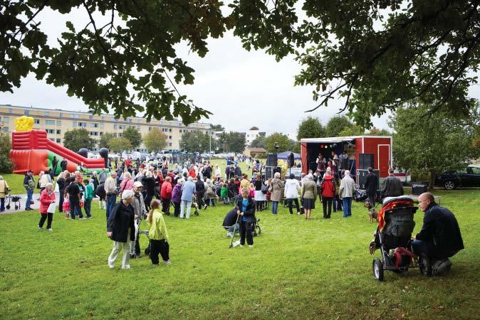 En tät och grön stad En attraktiv stadsmiljö som är hållbar och hälsosam är både tät och grön. Med fler människor på samma yta behövs både nya grönytor och utveckling av befintliga.