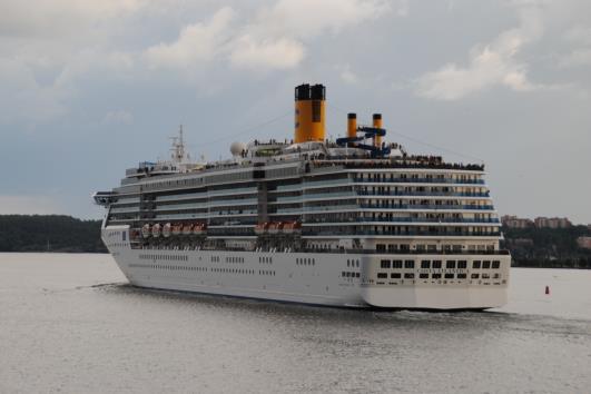 Costa Atlantica Rederi: Costa Cruises Byggd: 2000 Längd: 293 meter Brt: 85 700 Passagerare: 2680
