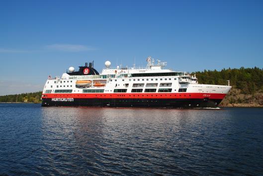 Rederi: Ibero cruceros Byggd: 1999 Längd: 216 meter Brt: 48 200 Passagerare: