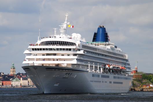 Transocean Tours Byggd: 1987 Längd: 176 meter Brt: 20 606 Passagerare: 650 Tidigare namn: Fedor Dostoevskiy Amadea, fotograf KimViktor. 2011.05.25. Arcadia, fotograf Kim Viktor. 2011.08.09.