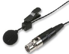 Mynd 43. Hér sjást tvær gerðir hljóðnema með höfuðspöng, Sennheiser HS2 (til hægri) og AKG C555L (til vinstri). Hægt er að fá ágæta hljóðnema með höfuðspöng frá u.þ.b. 1000 NOK og yfir.