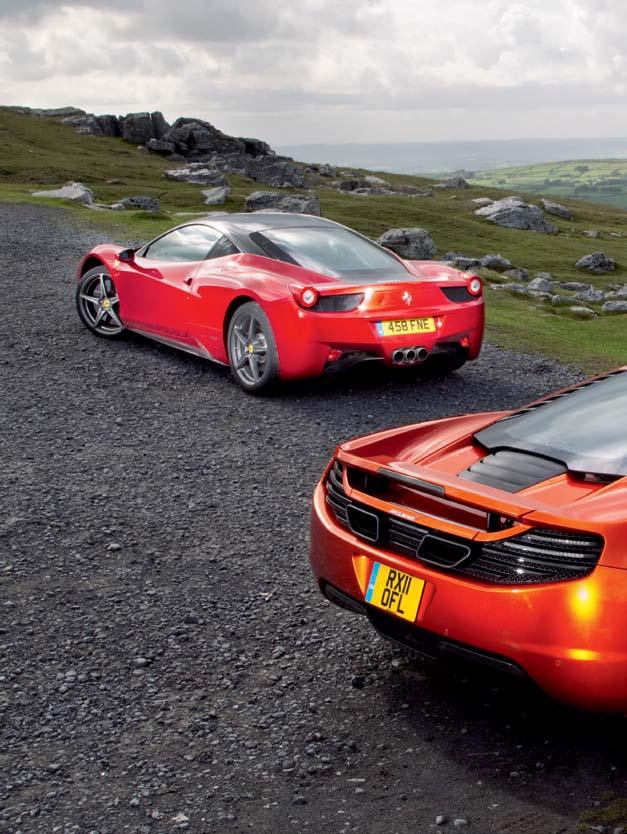 PROVKÖRNING MCLAREN MP4-12C, FERRARI 458 ITALIA På förhand har kommunikationen från McLarens högkvarter i Woking varit självsäker, på gränsen till kaxig.