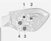 Sätt dit kåpan. 3. Skruva loss två plastskruvar inifrån för hand. 6.