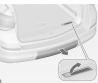 72 Förvaring Cykelhållaren får belastas maximalt med 80 kg med påsatt adapter och 60 kg utan adapter. Varje cykel på den utdragbara cykelhållaren får väga högst 30 kg.