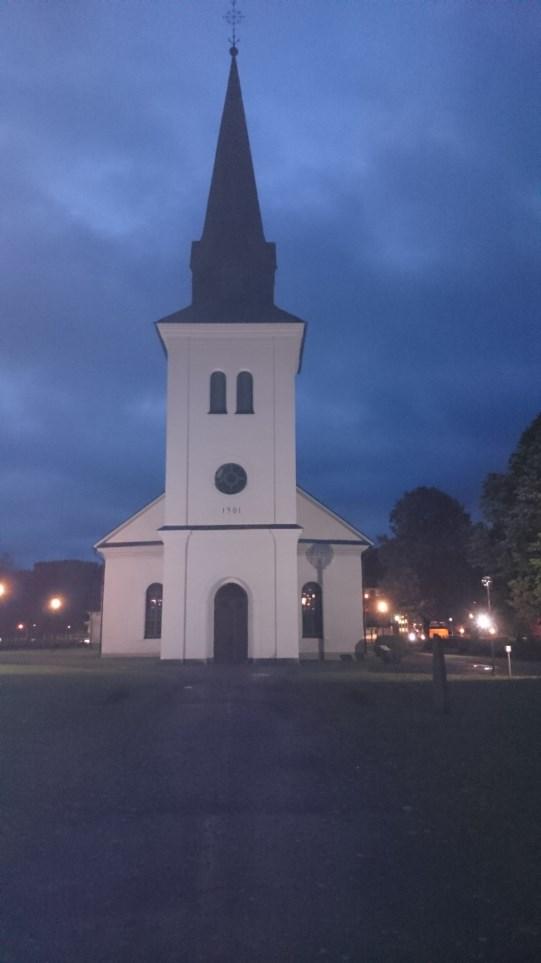 2015-01-01 MUSIK I LYSVIKS KYRKA För den som önskar hjälp med gravskötsel finns två alternativ: Ettårigt kontrakt med löpande fakturering Sommarplantering 690:- Vår & Sommarplantering 750:- Vår &