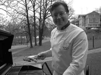 Event Grillning Svensk Fågel genomförde under våren ett grillevent på restaurang Ulla Winbladh med kändiskocken Ulf Wagner från restaurang Basement i Göteborg. Spännande sommarprodukter presenterades.