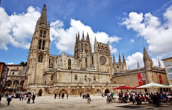 Dag 2 San Juan de Ortega Atapuerca Burgos (F, ML, M) Efter frukost åker vi till San Juan de Ortega (ca 1,5 timme) där vår första vandring börjar 6 km till Atapuerca.