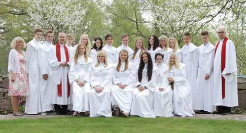 Konfirmation i Markaryds kyrka Bakre raden från vänster: Anne Lundh, Robin Almarsson, Daniel Pedersen Mjölsvik, Bo Johanneryd, Sigge Ballenthin, Lovisa Pedersen, Emma Tillberg, Jonathan Hylén, Pontus