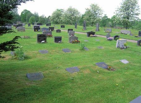 Graven märktes ofta ut med en enkel gravvård i form av träkors, små