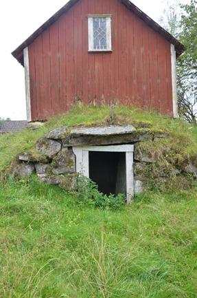 Wc/dusch Gamla spegeldörrar.