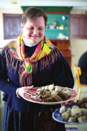 Festmiddag med underholdning Lørdag 28 okt kl. 18.00 Søndag 29 okt står bordet dekket mellom kl. 13.00-17.00 Bestill gjerne bord! NM I RAKFISK: 10.-12. NOVEMBER For 13.