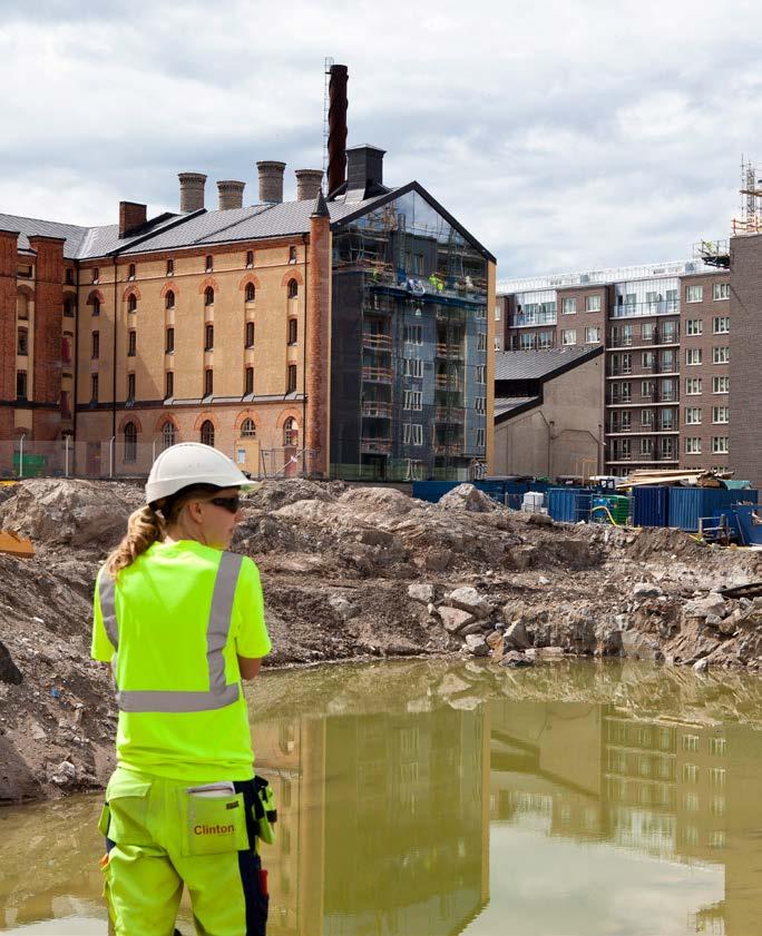 Kapitel 2. Klimatanpassning Lagstiftningen måste tillåta sådana villkor, och att fysiska åtgärder såsom byggande av vallar etc. genomförs där sådana bedöms nödvändiga för att säkra skyddsvärda objekt.