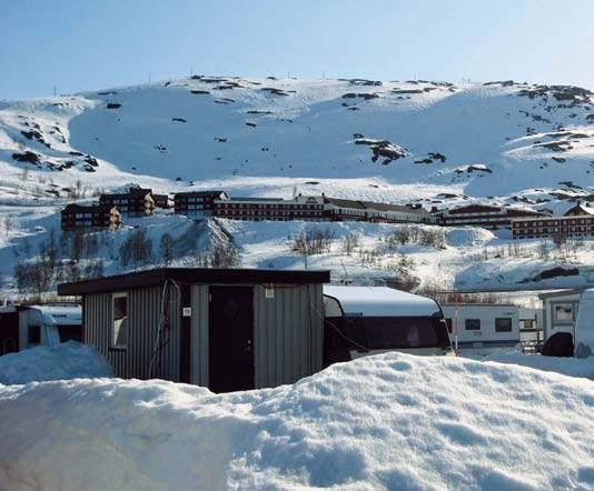 Uppe till vänster har en lavin gått. I Gränsen behövs kunskap och respekt för naturen. Auktoriserad verkstad & försäljning av reservdelar. Danne droppar igen.