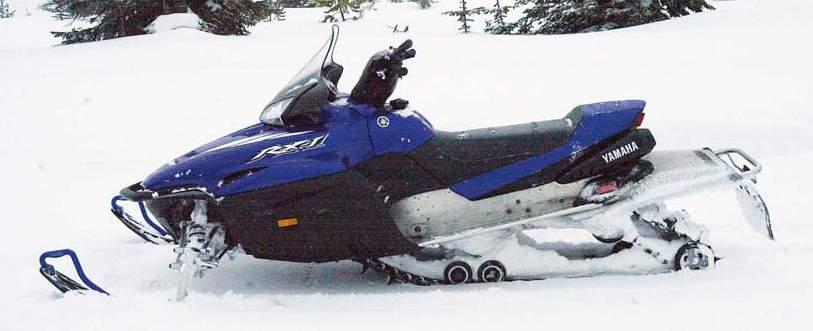 Yamaha gjorde en liknande REVolution som Ski-Doo under 2002-2003 då man presenterade den första riktigt sportiga fyrtaktaren.